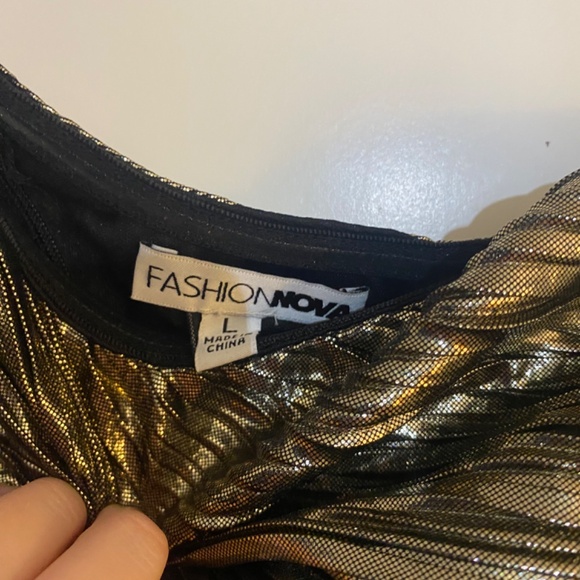 Fashion Nova Gold Pleated Metallic Maxi Dress - Picture 5 of 6